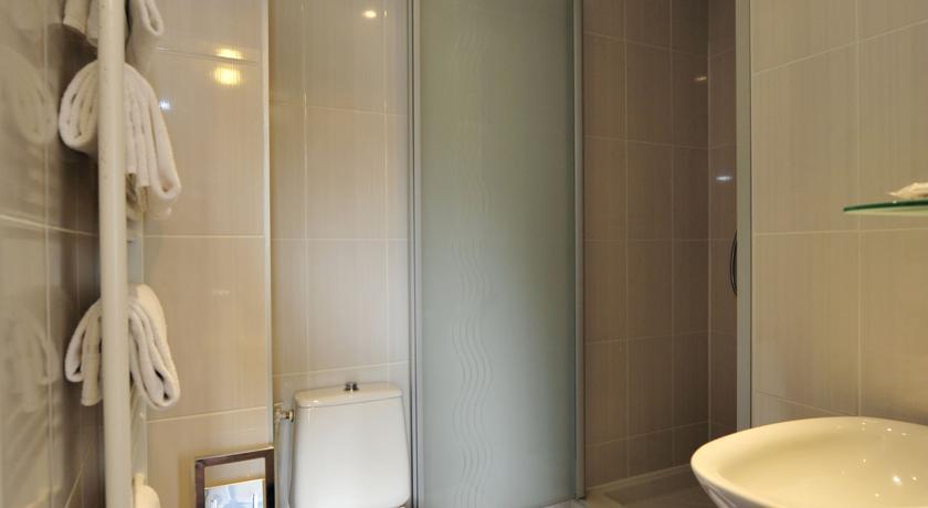 Le Victor Hugo Hotel Montrouge Ngoại thất bức ảnh